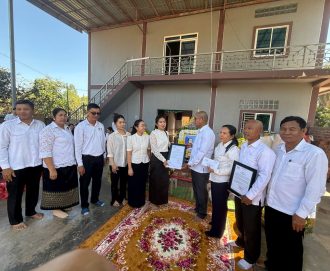 ក្រុមការងារសាខាមូលនិធិជាតិជំនួយសង្គមខេត្តសៀមរាបបាននាំយកនូវសាររំលែកមរណទុក្ខជូនក្រុមគ្រូសារលោកអ៊ួន អ៊ាត ប្រធានការិយាល័យជំនួយសង្គម នៃសាខាមូលនិធិជាតិជំនួយសង្គមខេត្តសៀមរាប