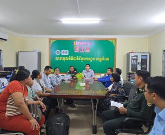 គ្រួសារសពអតីតយុទ្ធជន ចំនួន ១៤គ្រួសារ បានទទួលប្រាក់ធានារ៉ាប់រងសង្គម ពីរាជរដ្ឋាភិបាល