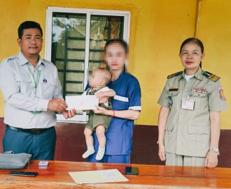 ការបើកផ្តល់ប្រាក់ឧបត្ថម្ភកម្មវិធីឧបត្ថម្ភសាច់ប្រាក់ជូនជនជាប់ឃុំជាស្ត្រីមានផ្ទៃពោះ និងកូនអាយុក្រោម២ឆ្នាំតាមម្ដាយក្នុងពន្ធនាគារ នៅខេត្តកោះកុង
